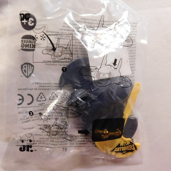 Burger King Bat Wheels Bat-Mobile Collectible - Picture 2 of 2